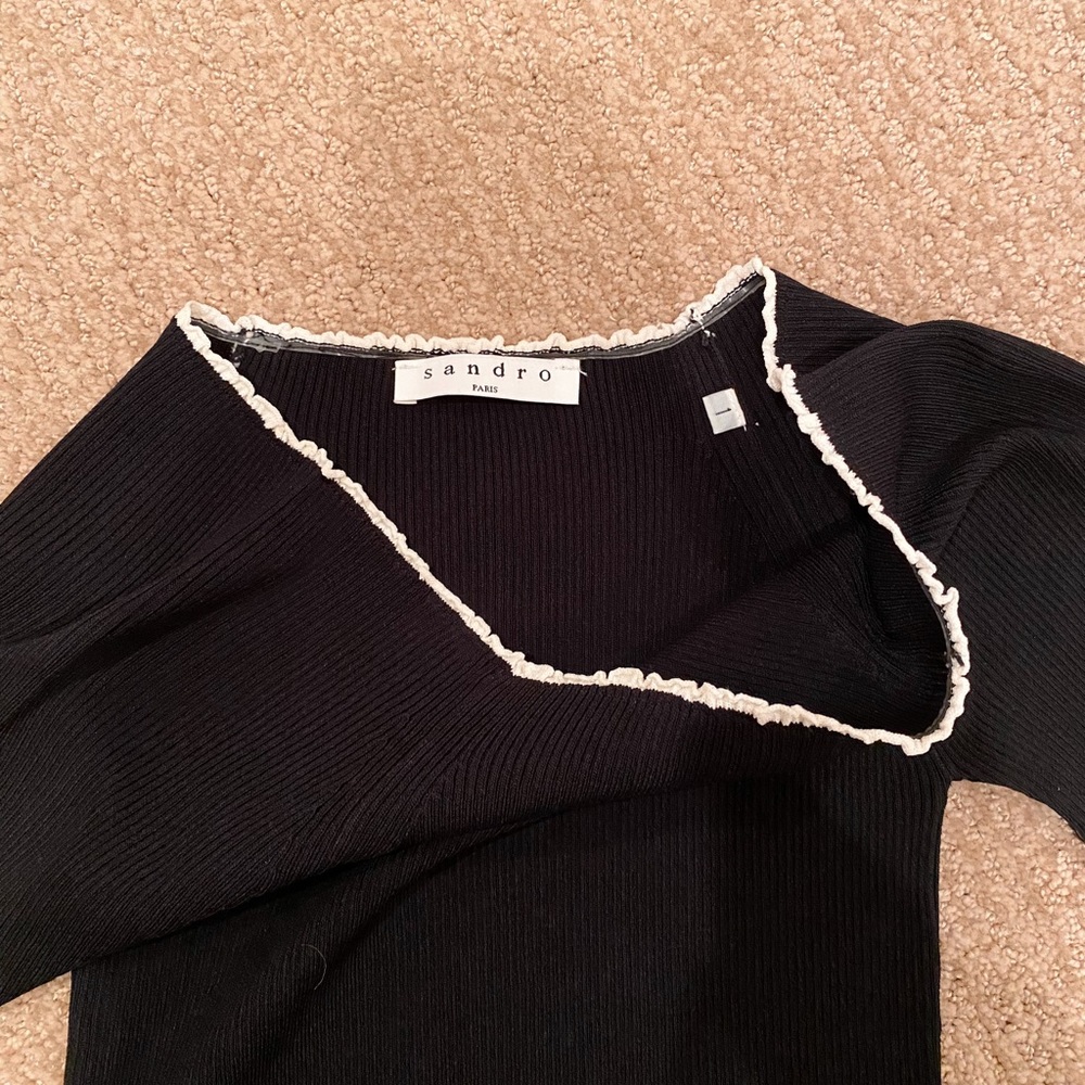 Sandro black t-shirt trimmed with white ruffle